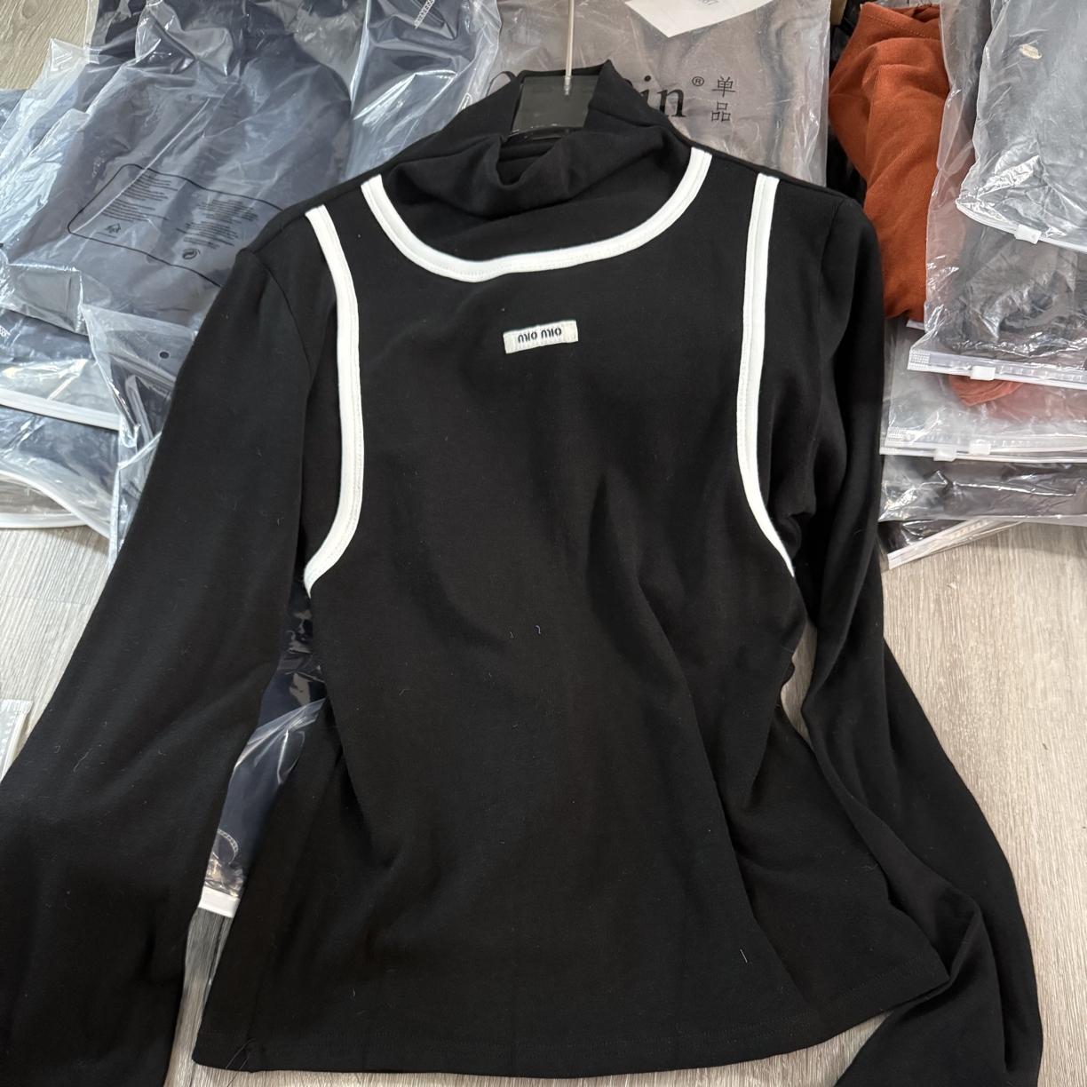 秋季新款撞色拼接高领长袖假两件修身t恤