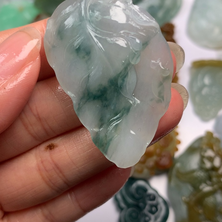 定制翡翠未镶嵌翡翠