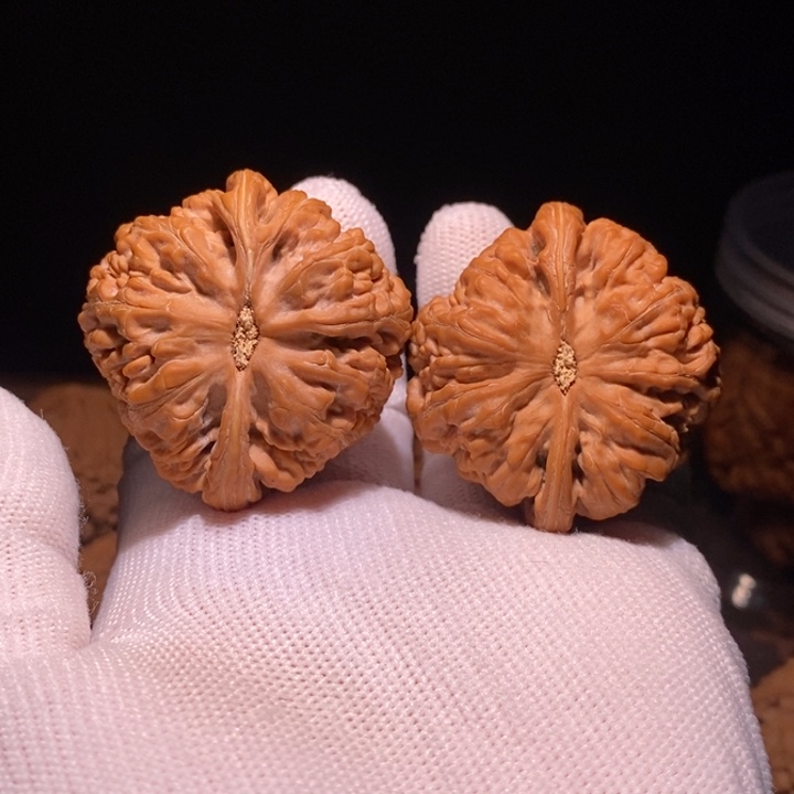 最****文玩核桃吊坠全品46粗筋