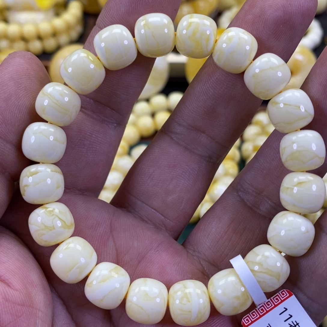 琥珀裸石未镶嵌尺寸11白蜡同料老型手串