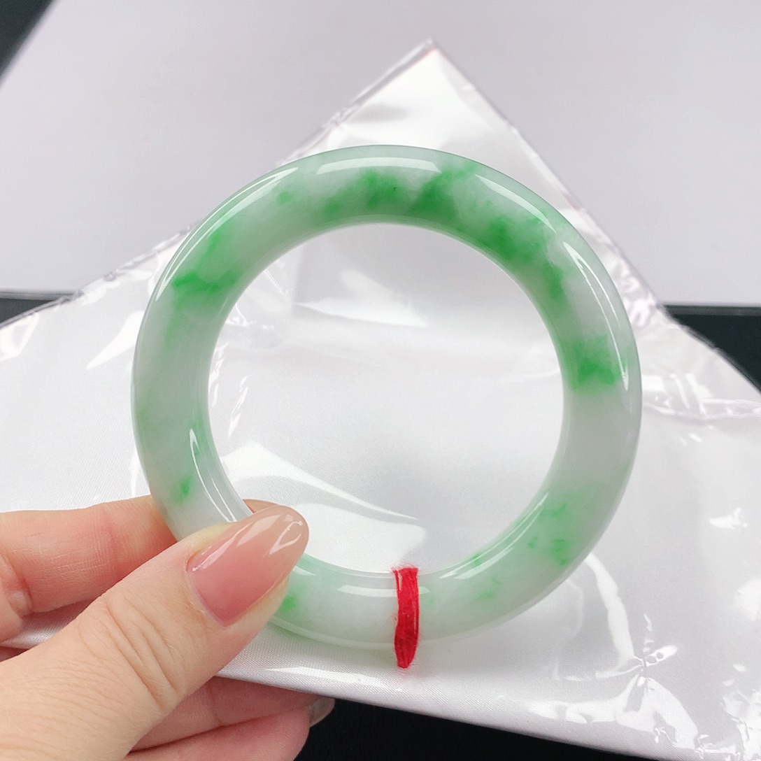 翡翠手镯未镶嵌翡翠016