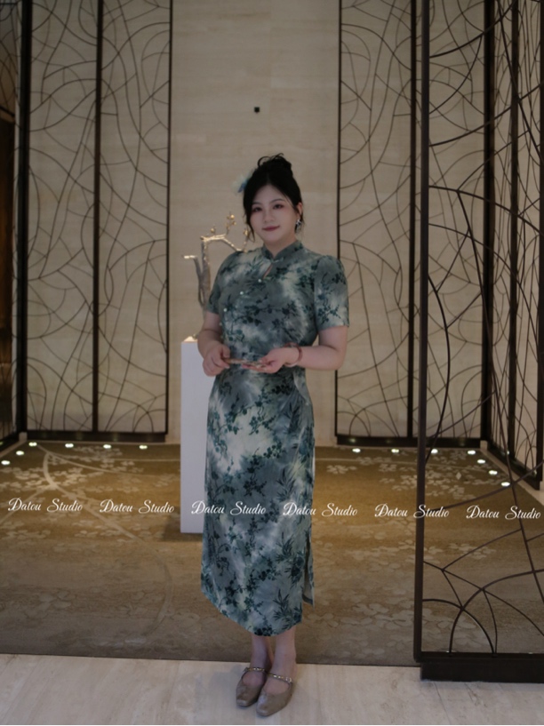 【隐藏浮力】哒头【柳含烟】微胖大码气质设计高弹植绒改良旗袍连衣裙