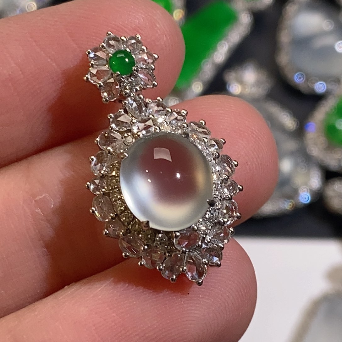 翡翠颈饰18K金镶嵌天然缅甸A货翡翠