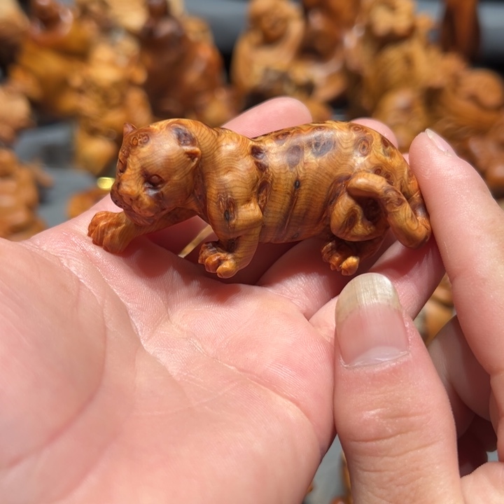 柏木（崖柏）点点关注，感谢