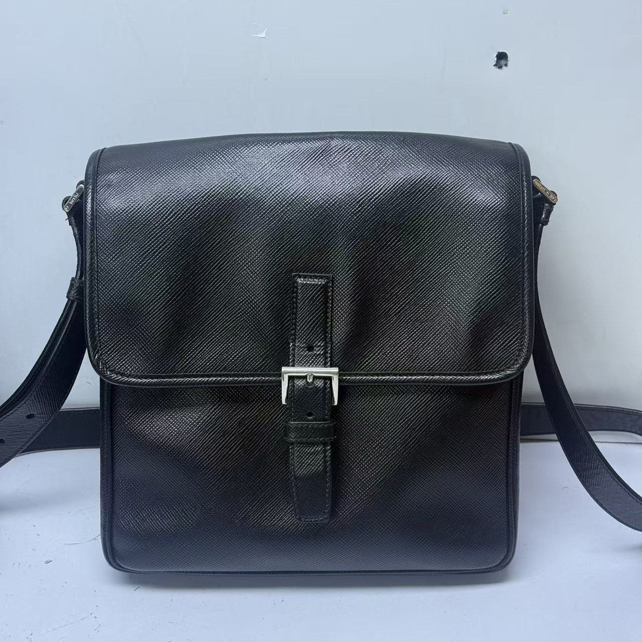 95新 Prada/普拉达 普拉达全皮黑色斜挎990