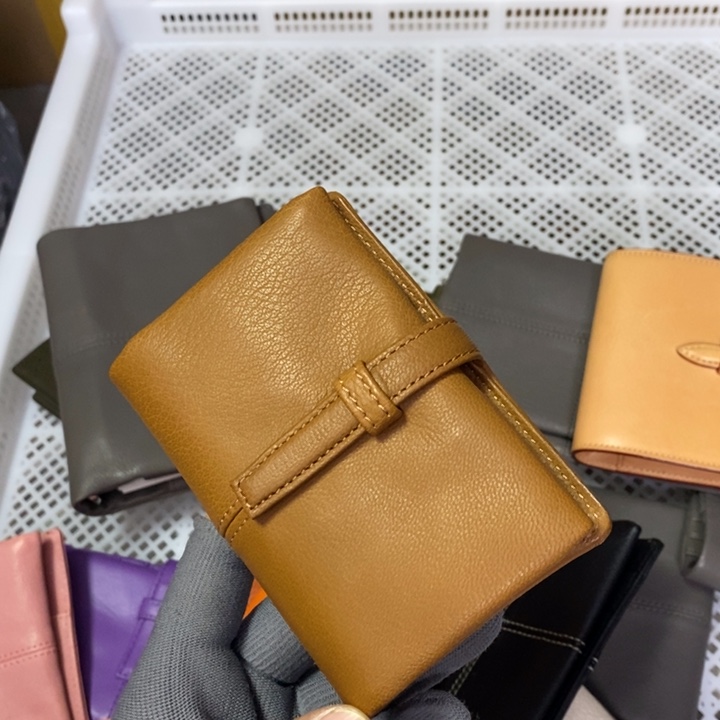 头层牛皮大瑕疵A8活页本