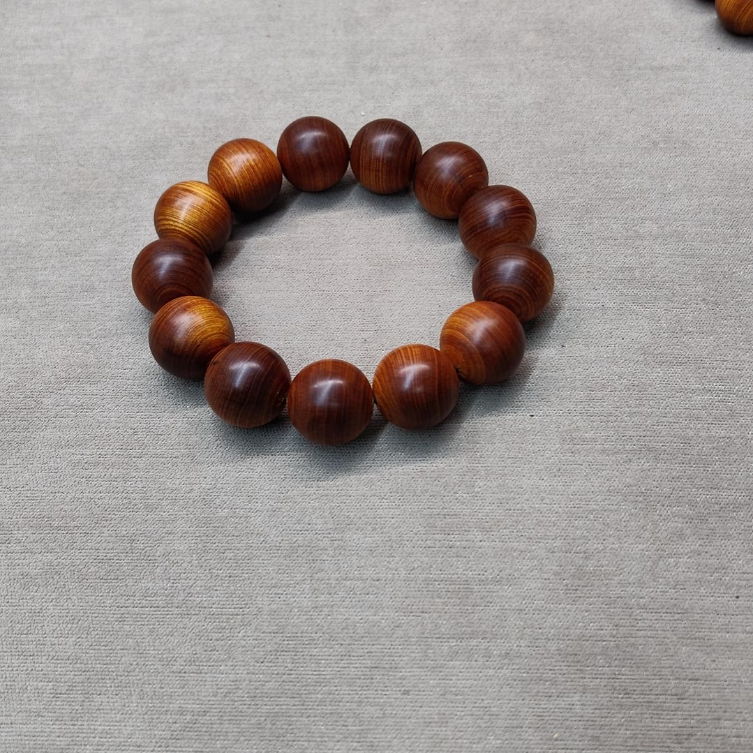 天***者1.8干黑油陈华料一条。。。