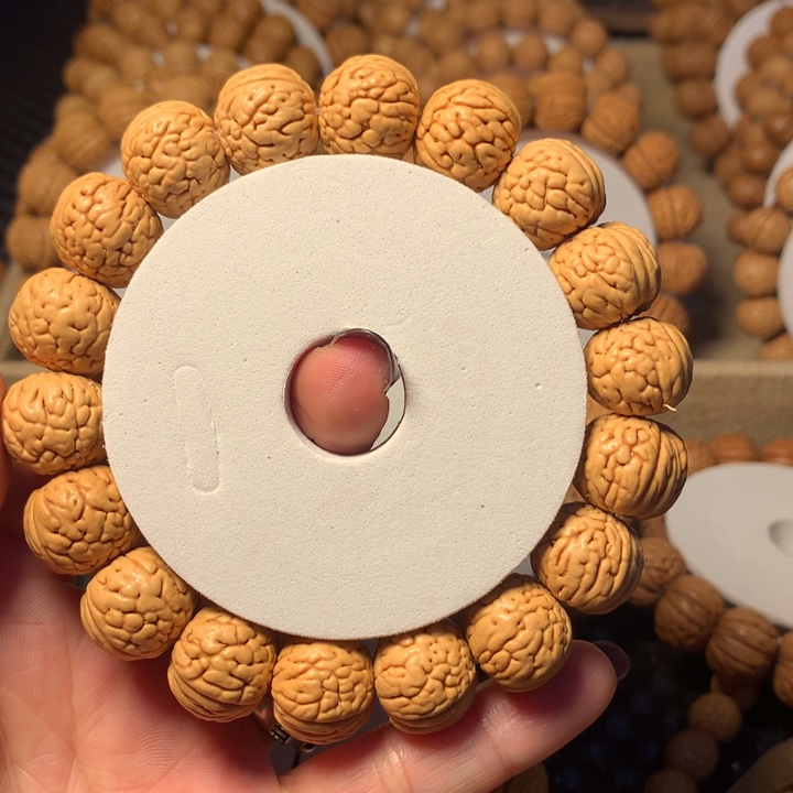 桃核手串玩****名11号链接。。。。