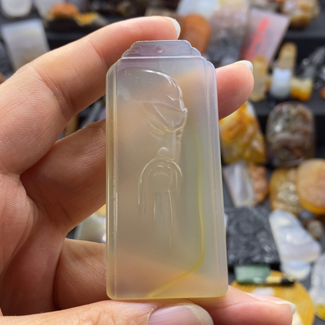 玛瑙/玉髓颈饰未镶嵌今****?