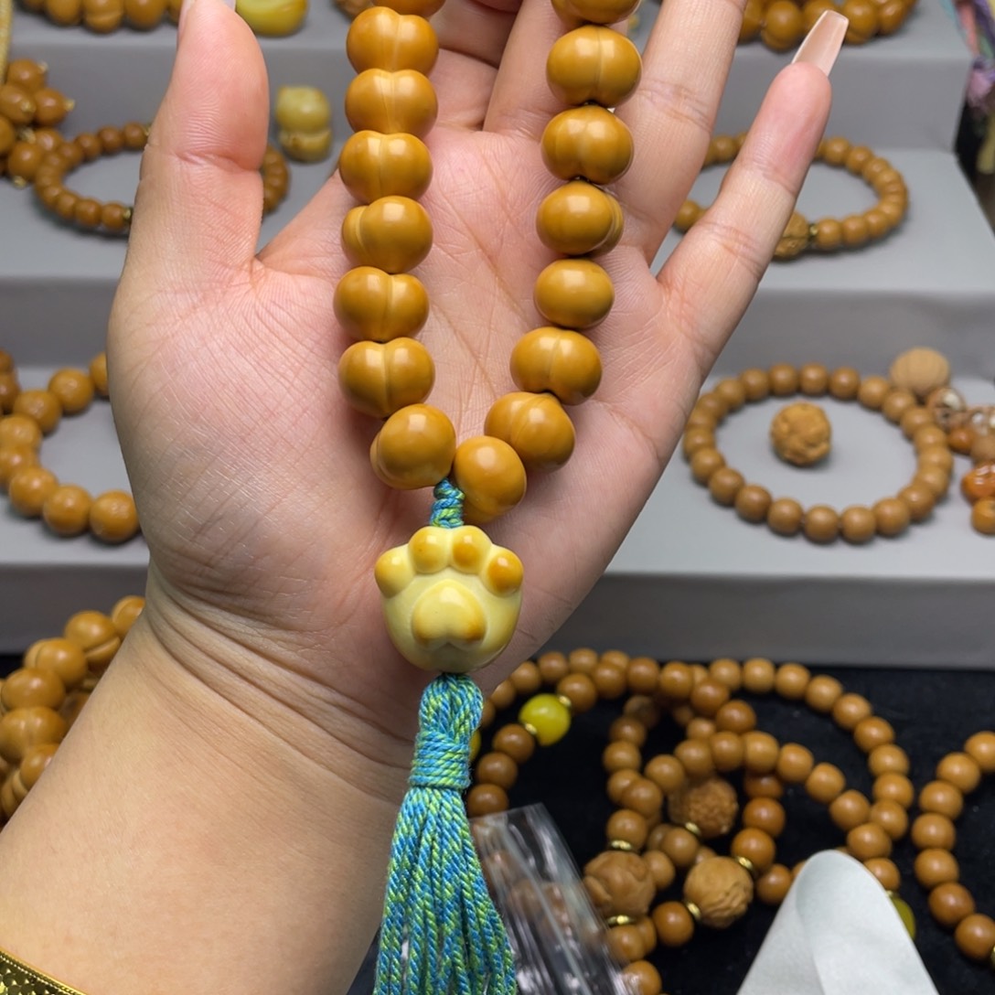 猴头核桃吊坠屁桃➕猫爪