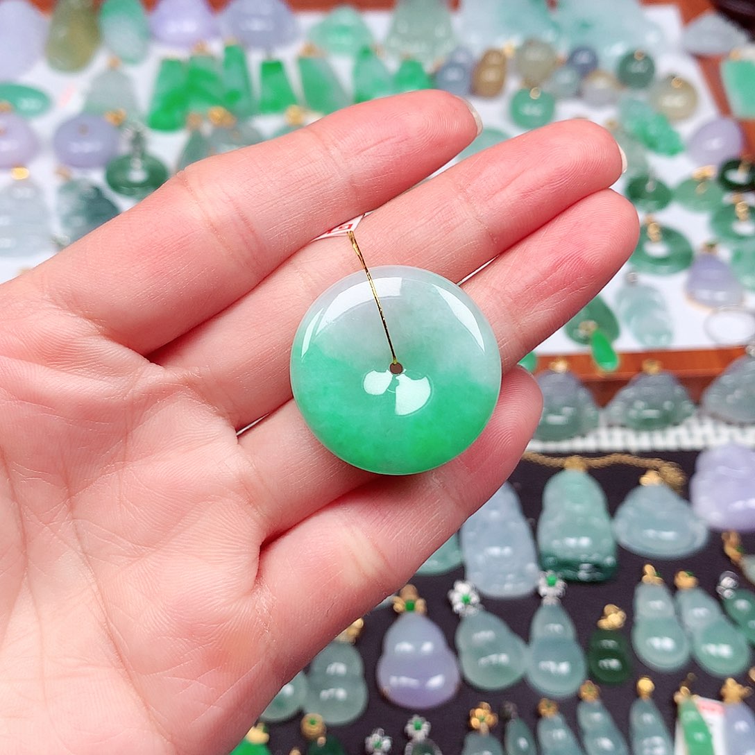 翡翠颈饰未镶嵌天然翡翠A货