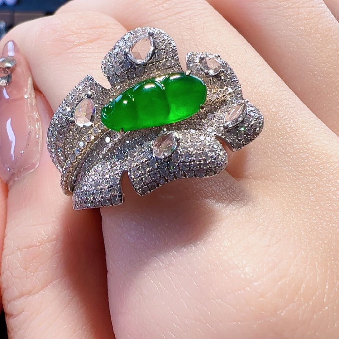 翡翠戒指18K金镶嵌《新款》签收后24小时鉴赏期