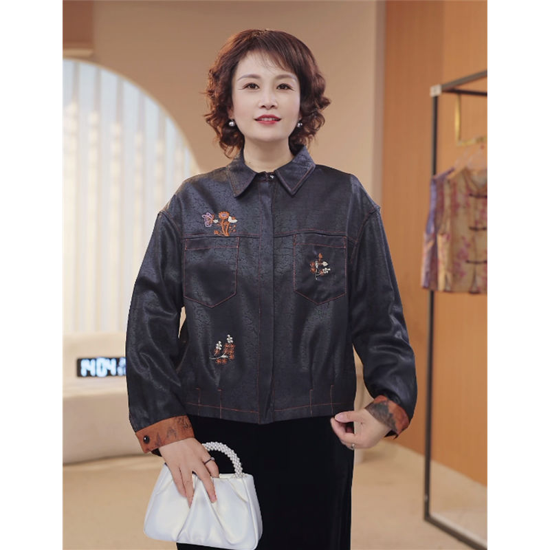 妈妈装秋装时尚刺绣休闲外套宽松中老年秋季上衣宽松夹克小衫8404