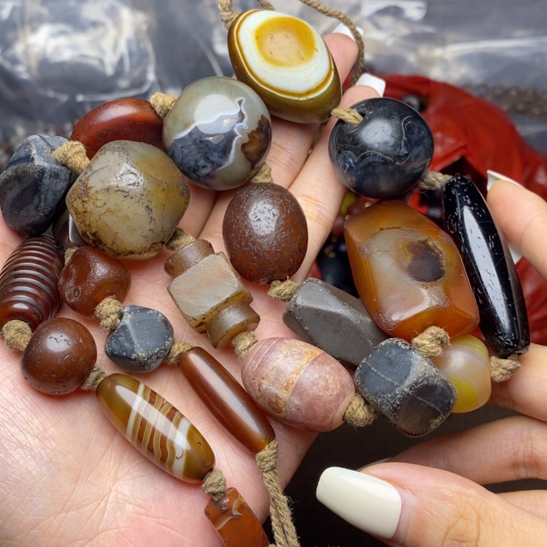 未镶嵌颈饰玛瑙/玉髓