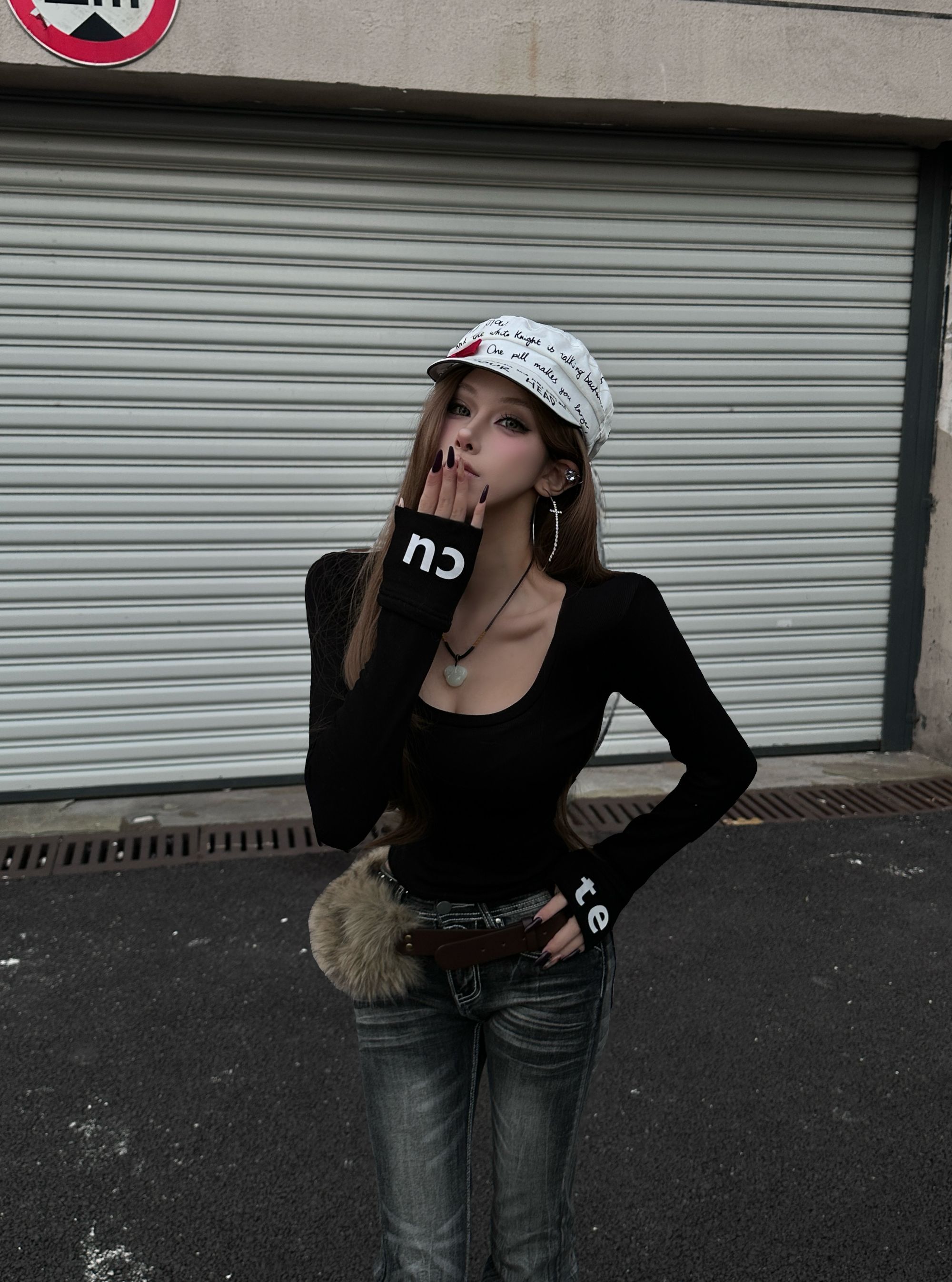 【Aureate Muse】Cute 秋设计感长袖内搭简约百搭袖口字母印花上衣