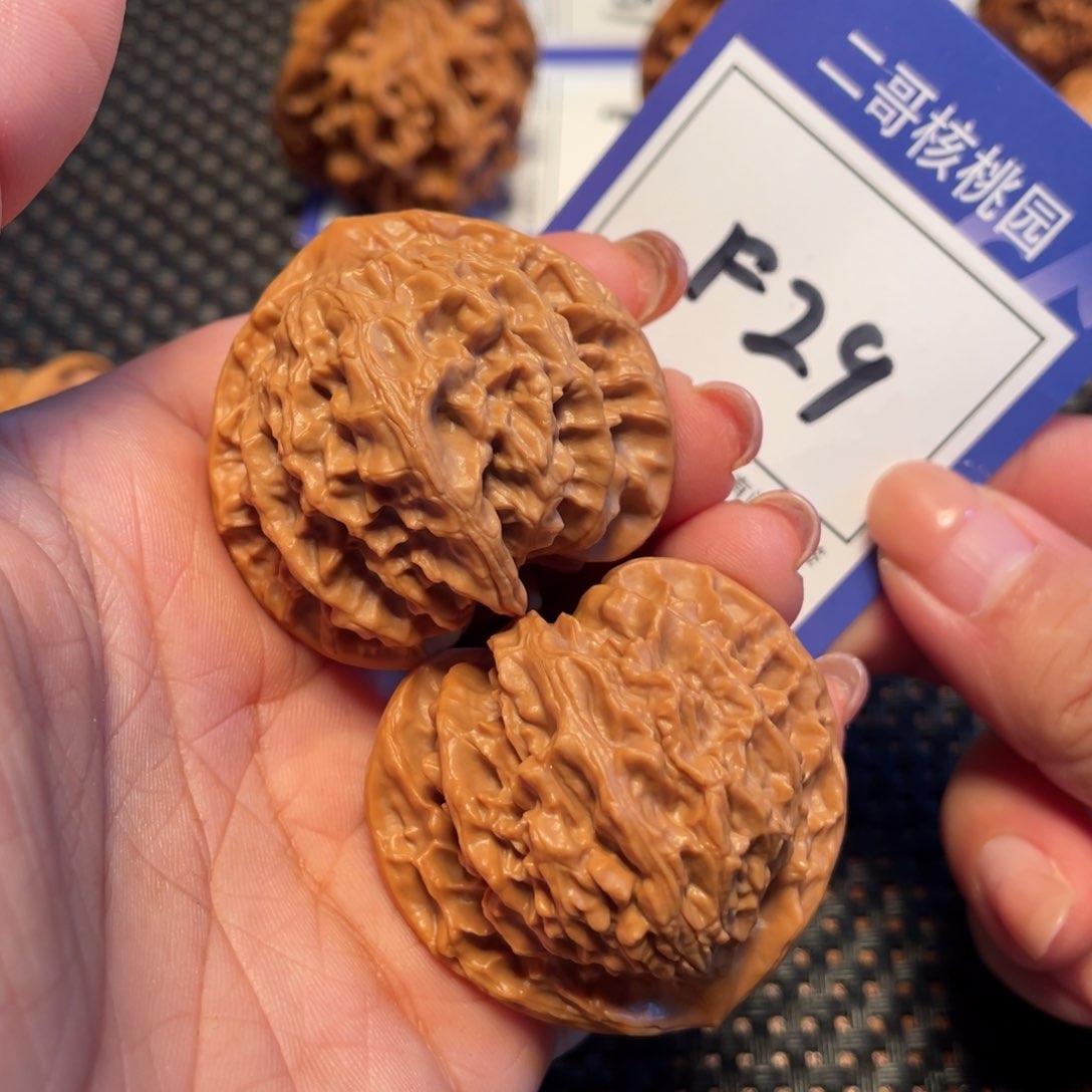 文玩核桃把件29好花莲42