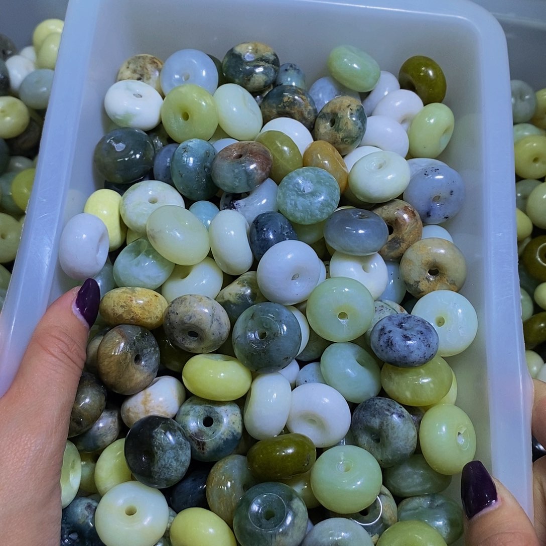 未镶嵌蛇纹石玉其他萨****橘189