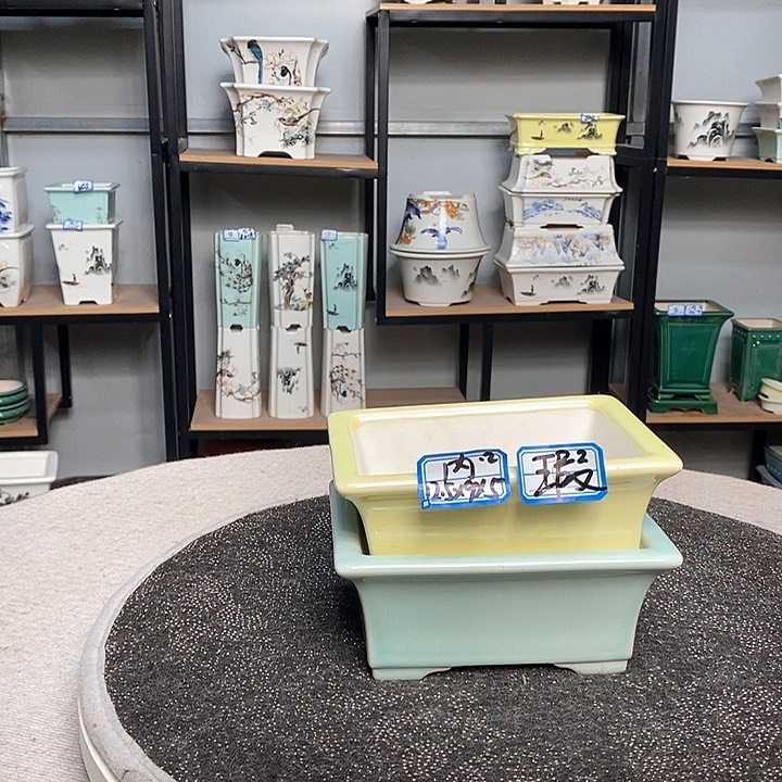 紫砂的花盆很漂亮11