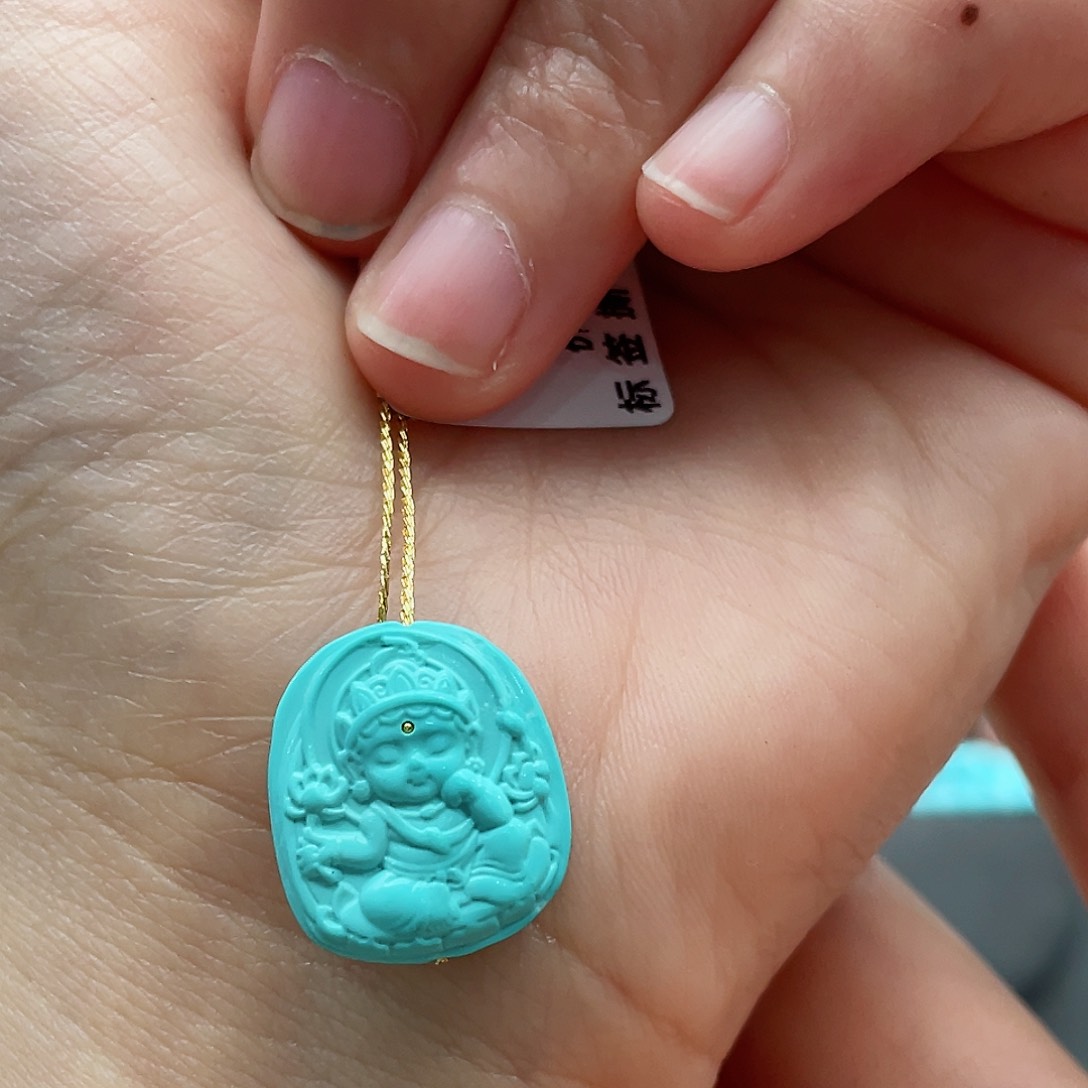 绿松石颈饰未镶嵌