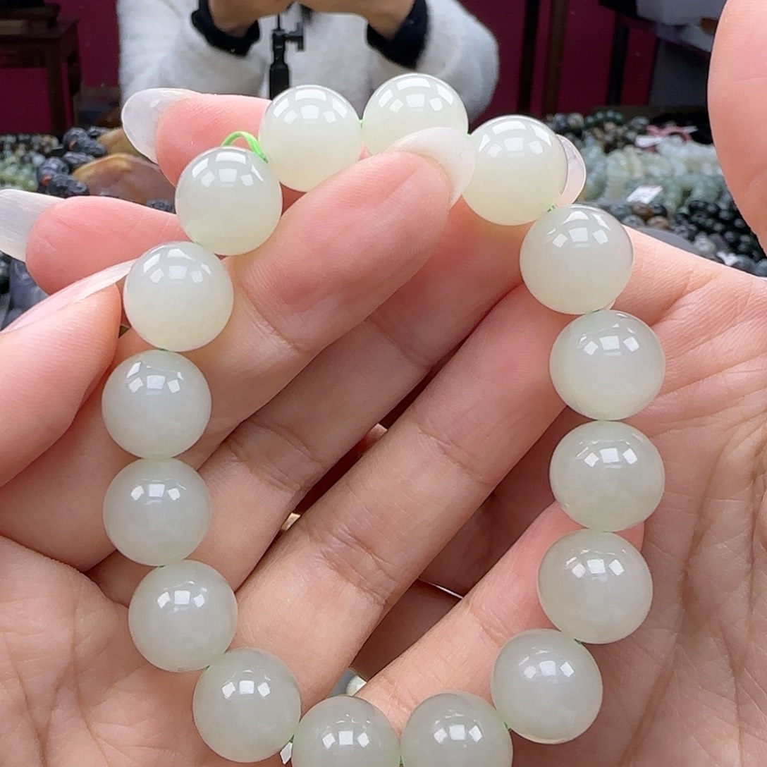 和田玉手链未镶嵌