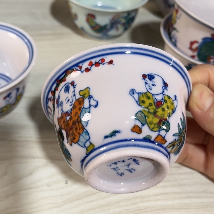 瓷片////////容量120毫升，红