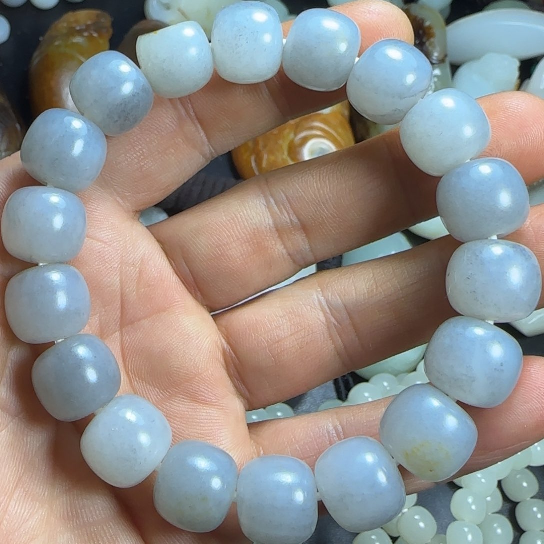 未镶嵌手链和田玉