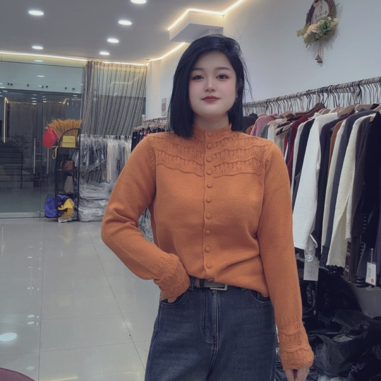 【遇见】12扣镂空花边针织开衫