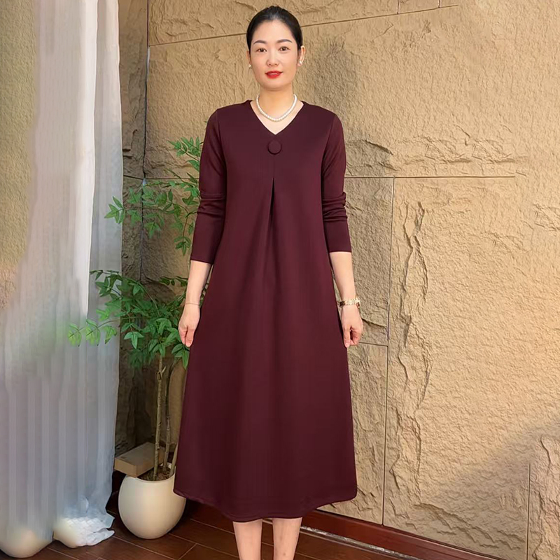 遮肉显瘦春秋宽松长袖紫红色修身中长连衣裙时尚妈妈装洋气打底裙