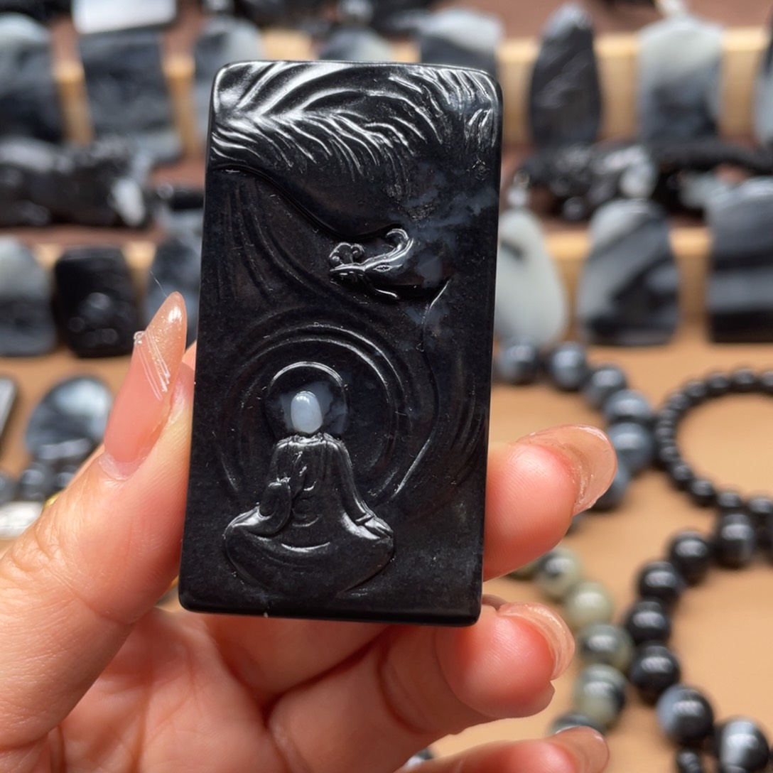 和田玉挂件未镶嵌