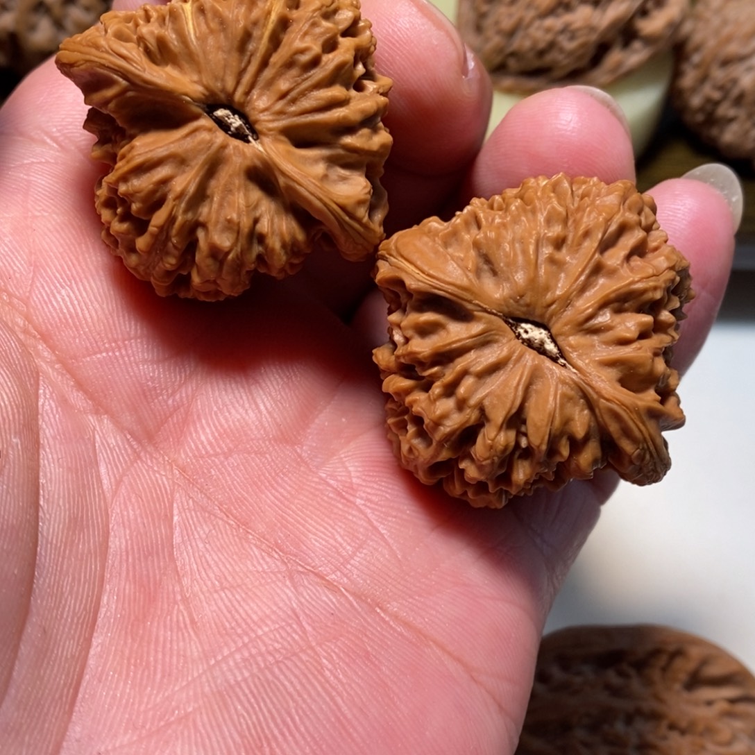 伏****吊坠文玩核桃文玩核桃南疆