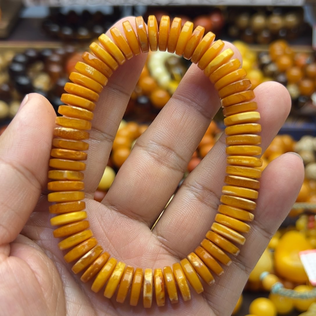 琥珀珠宝奇石未镶嵌