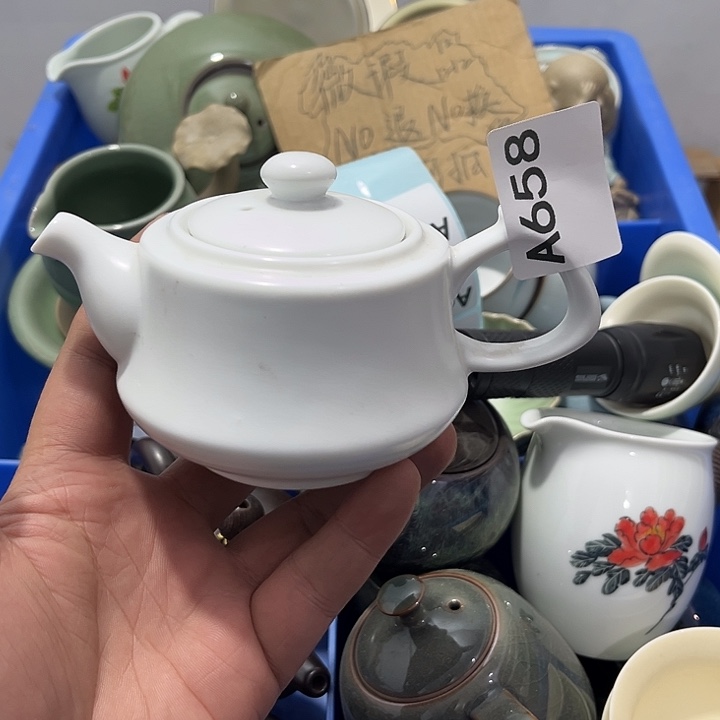 a***具瓷片茶摆件微瑕介意勿拍