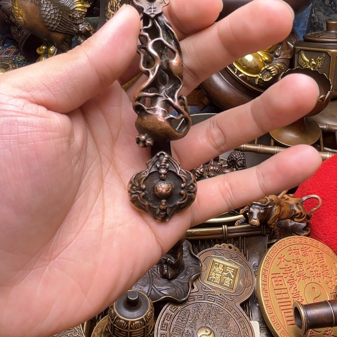 精美铜器点击下单