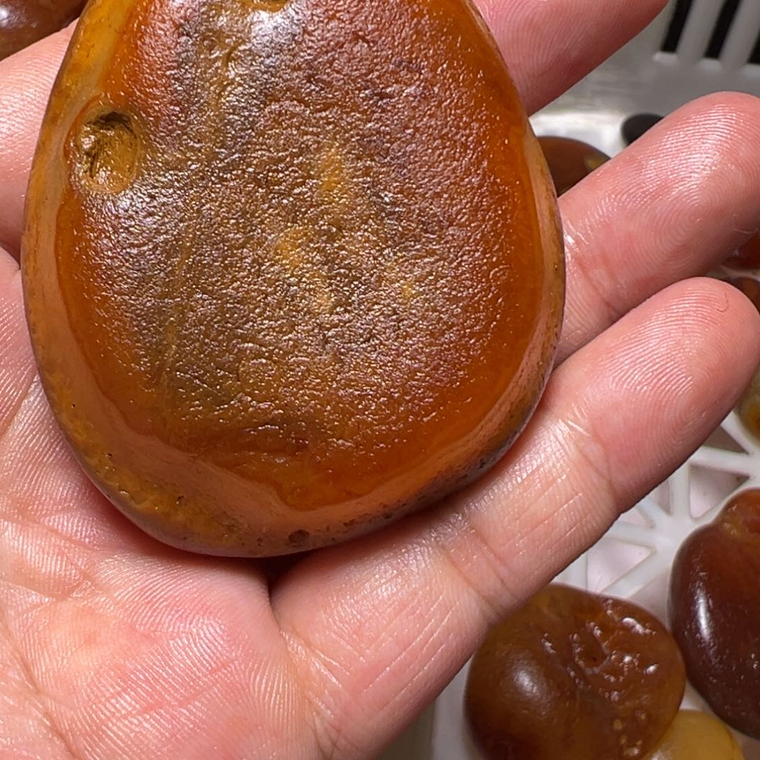 黑***白瓷片马达加斯加奇石