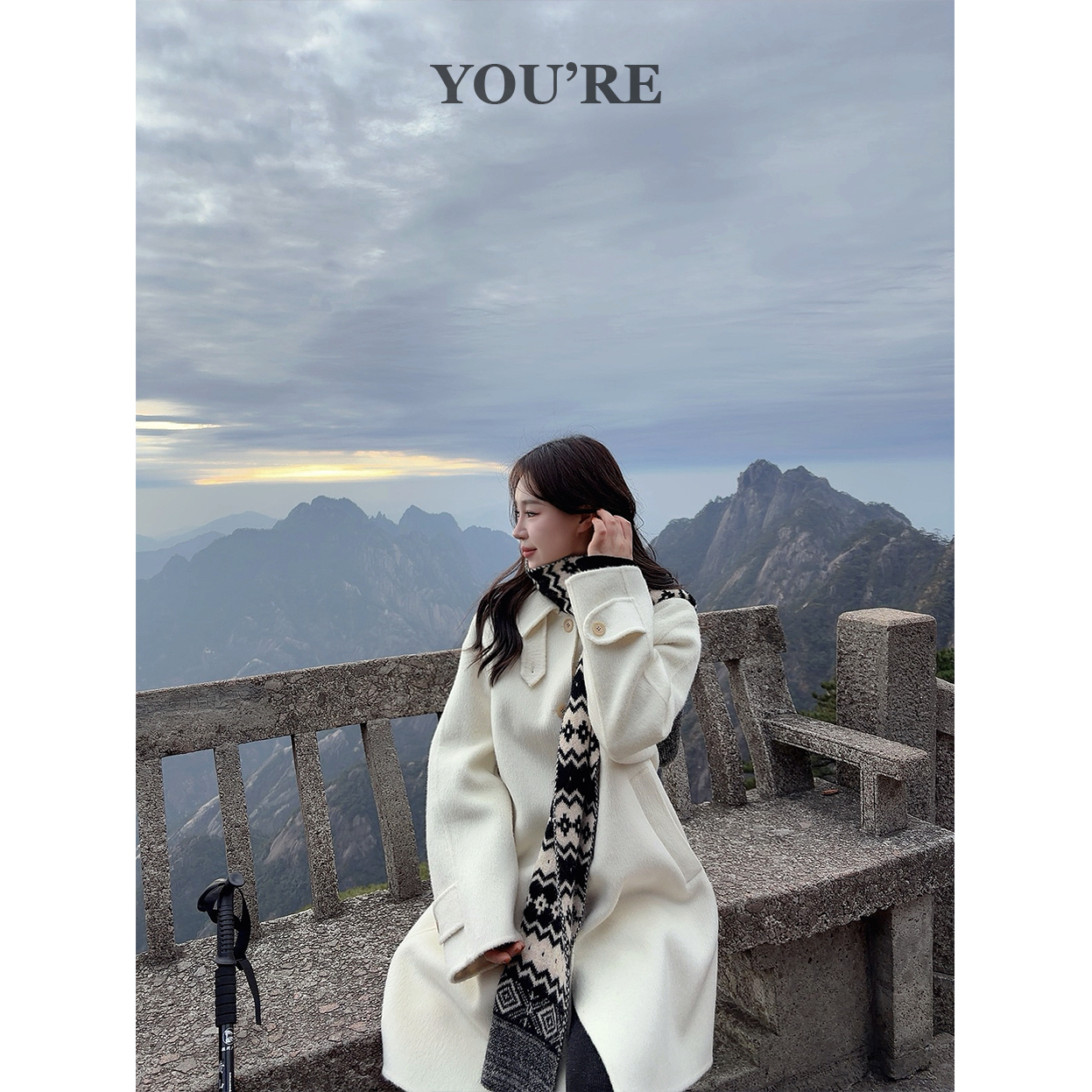 余薇儿—《白月光》羊毛＋兔毛秋冬千金风宽松版中长大衣YR8892