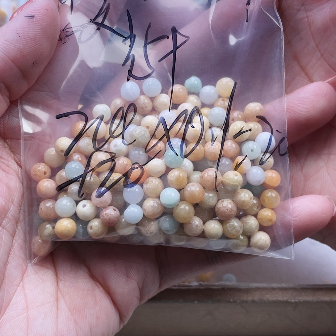 翡翠手链未镶嵌暖**风翡翠