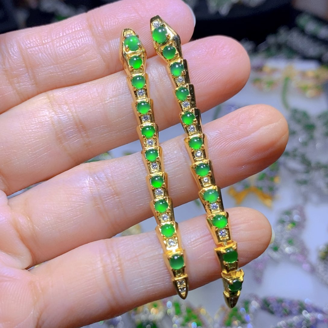 翡翠颈饰银S925镶嵌天然翡翠