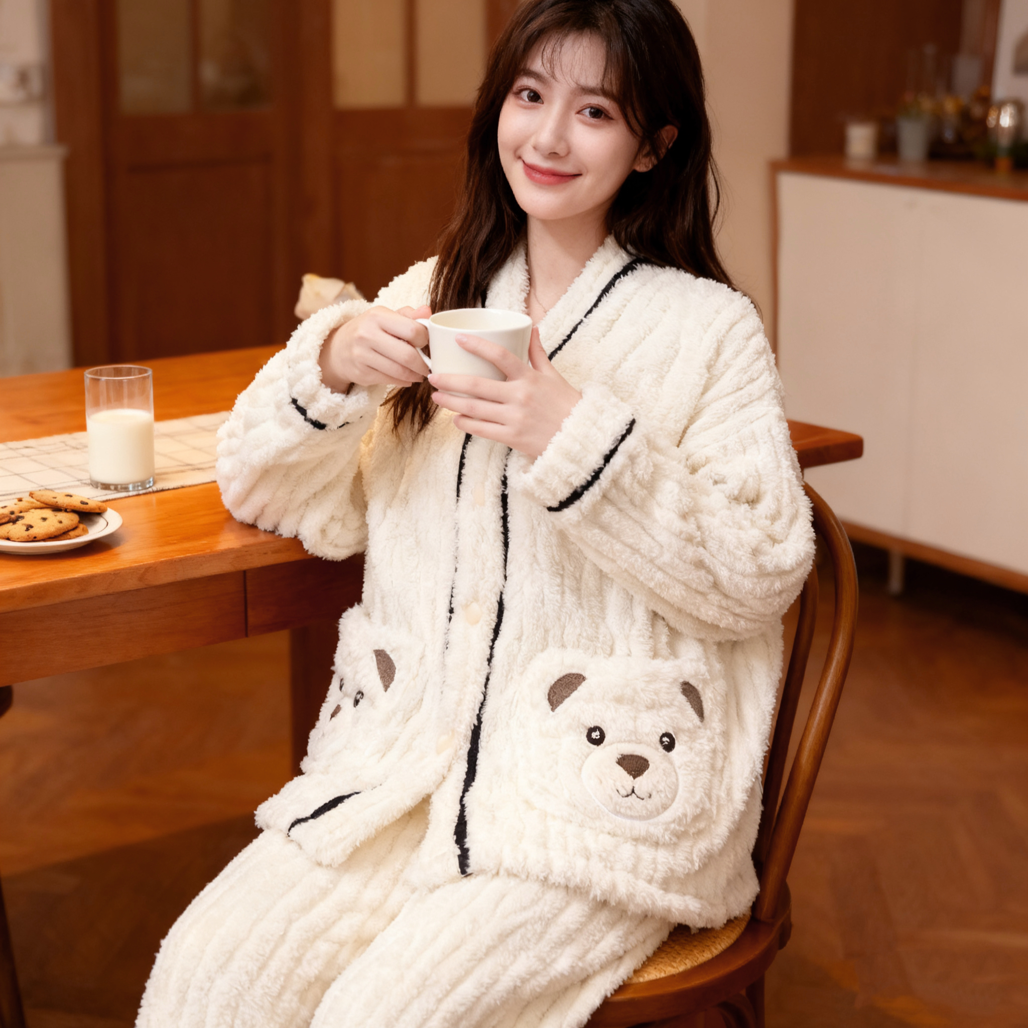 甜美口袋熊睡衣女冬季加绒加厚保暖珊瑚绒家居服套装开衫可外穿