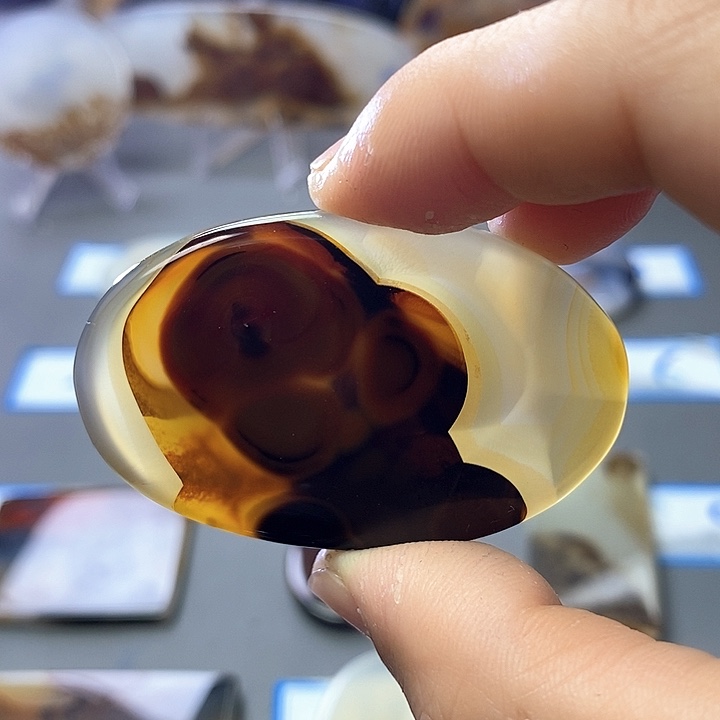 玛瑙/玉髓未镶嵌珠宝半成品