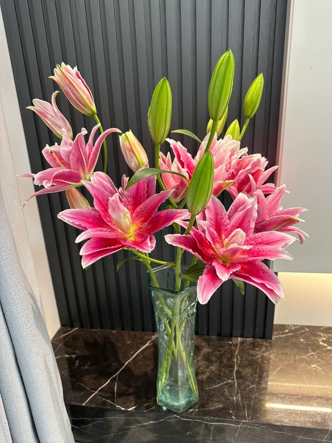 【源头优选】达琳达重瓣百合花云南直发鲜花家居水养插花鲜切花