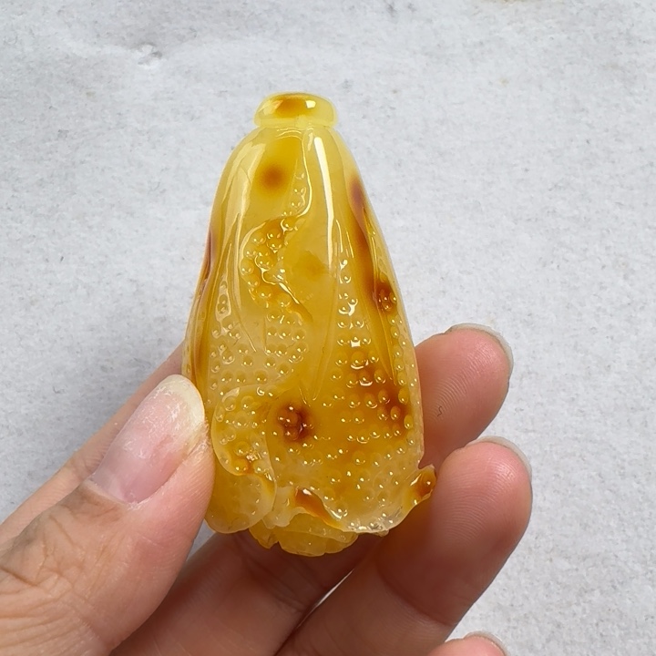 蜜蜡珠宝奇石未镶嵌