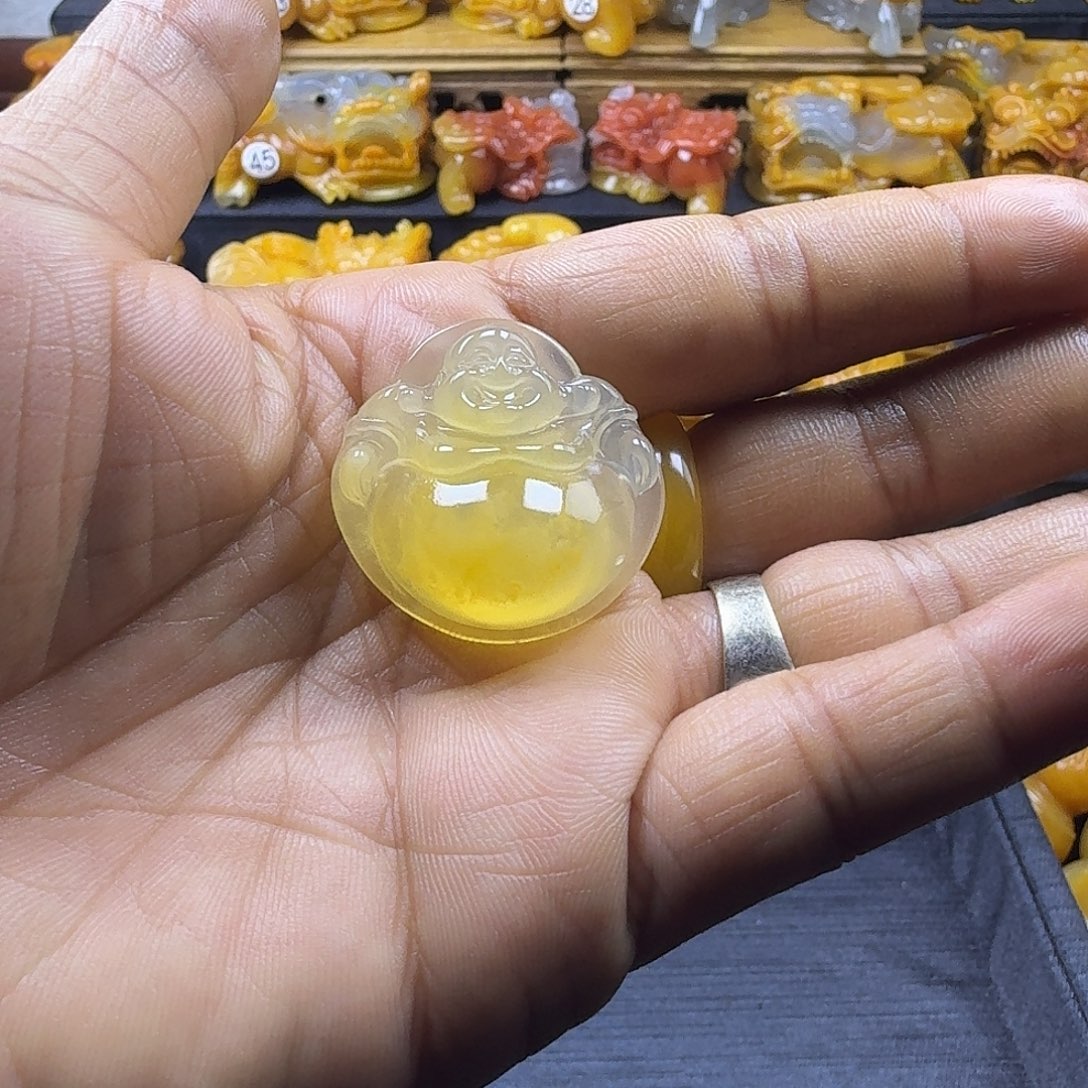 福***来石英质玉（黄龙玉）未镶嵌颈饰