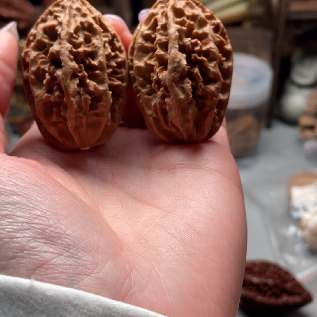 文玩核桃把件小楸香53