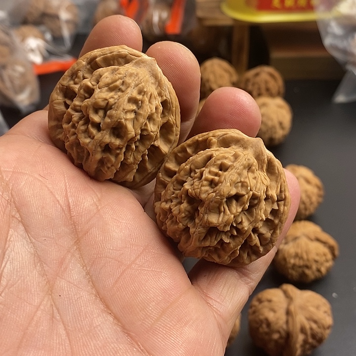 核桃麦穗虎头福利价格灯牌有效