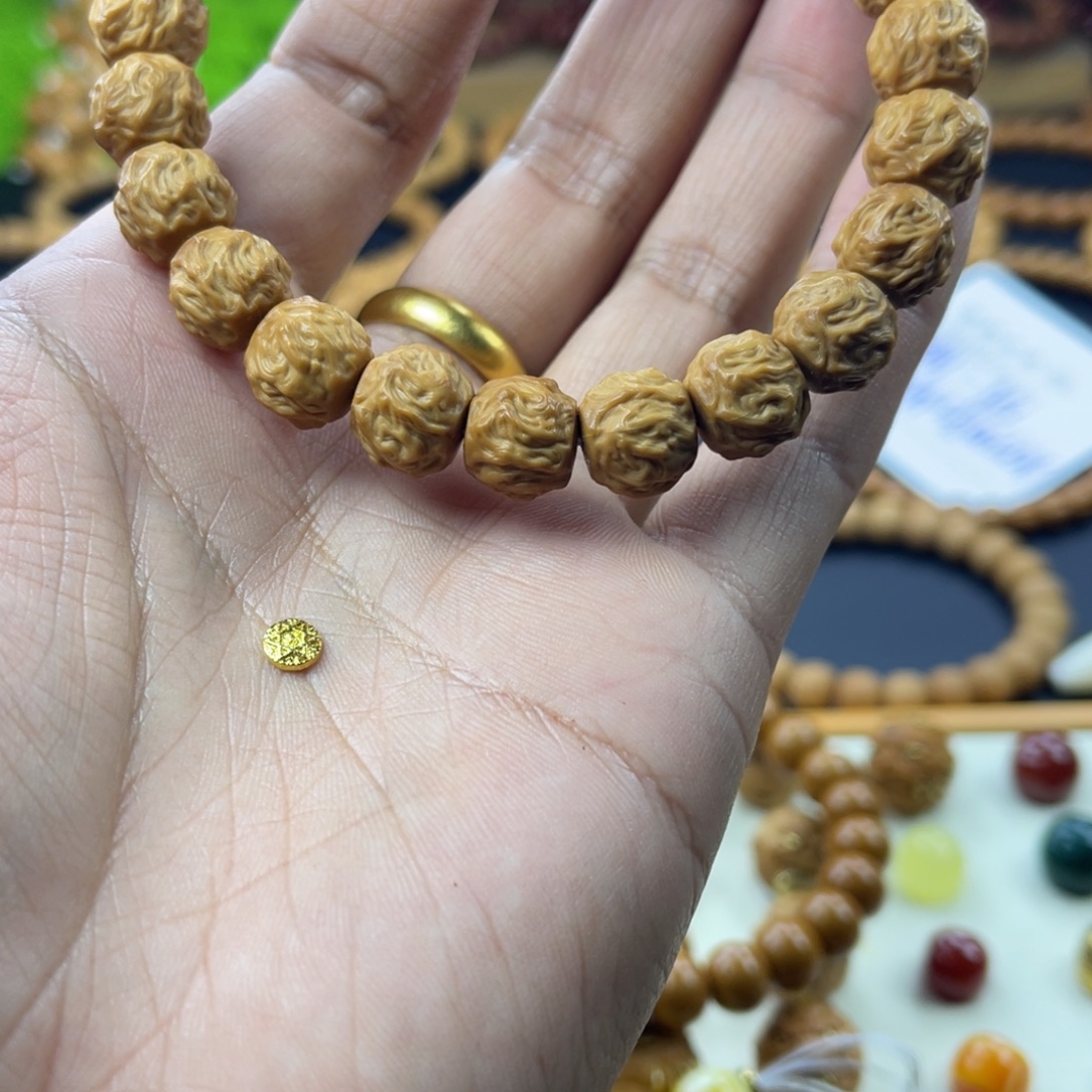 李***白猴头核桃吊坠4个六芒星