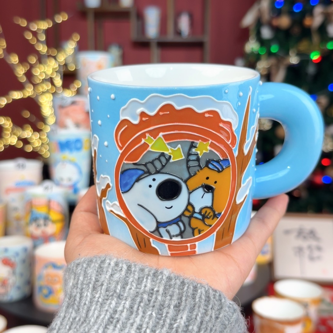 陶摆件景德镇手绘高温釉下彩