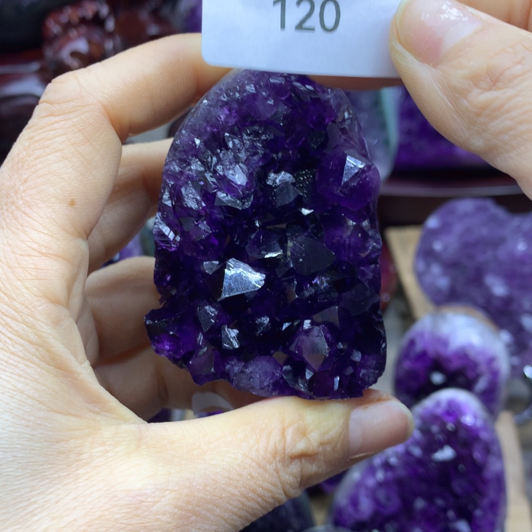 紫晶大型摆件（非配饰）未镶嵌