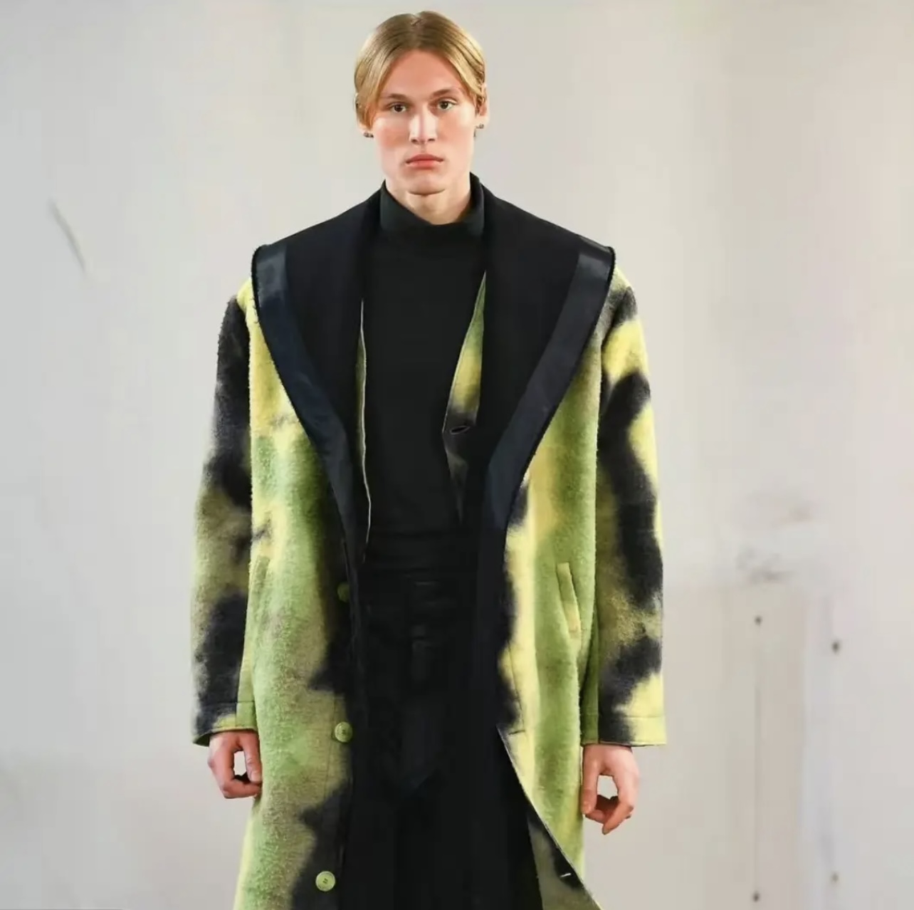 欧洲站潮牌宽松园领夏季重磅潮牌宽松短袖情侣款1