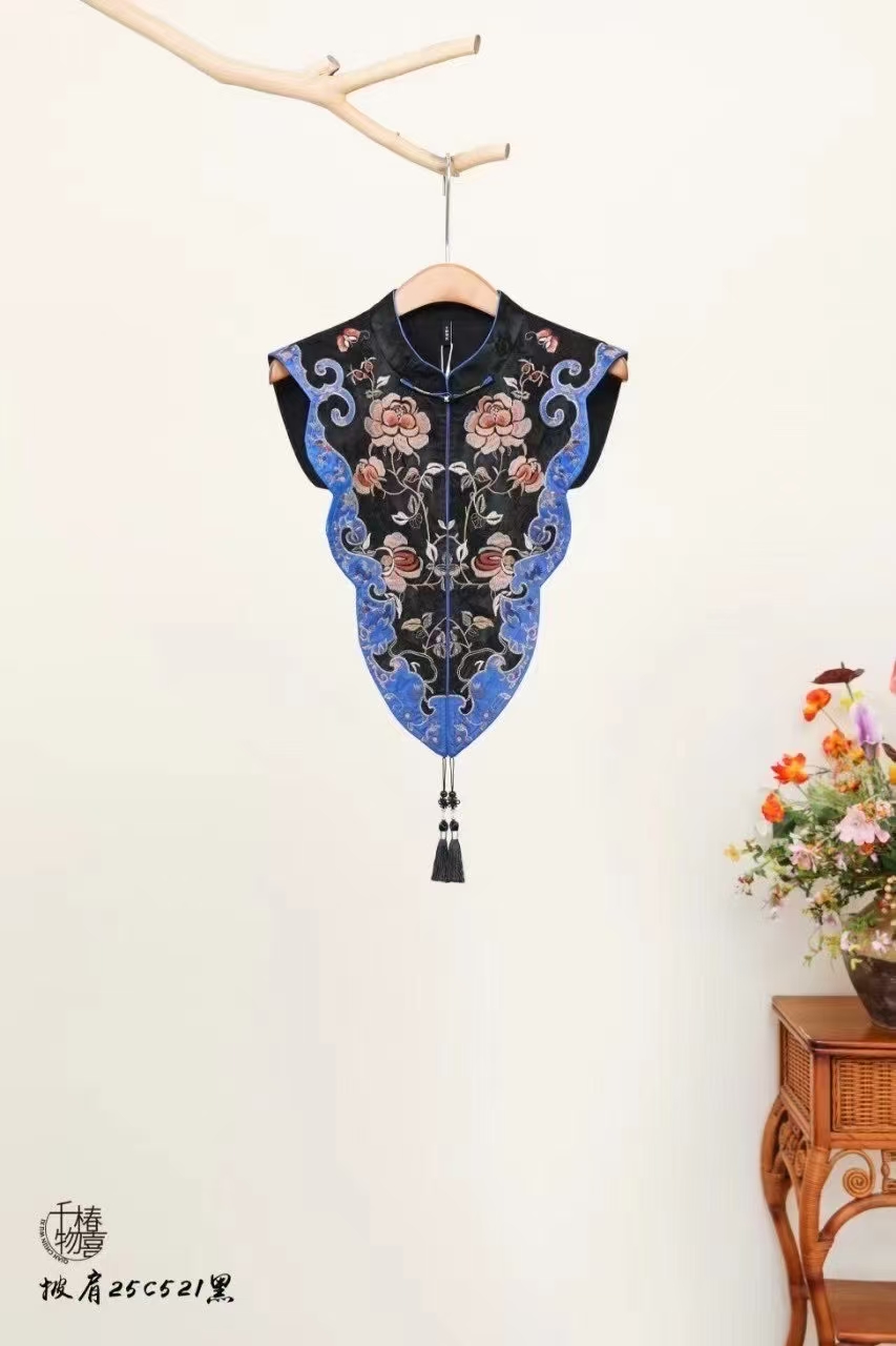 民族风刺绣披肩25c521