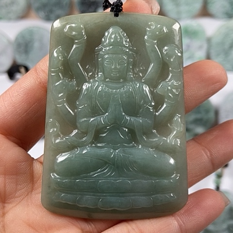 翡翠颈饰未镶嵌千手观音福利